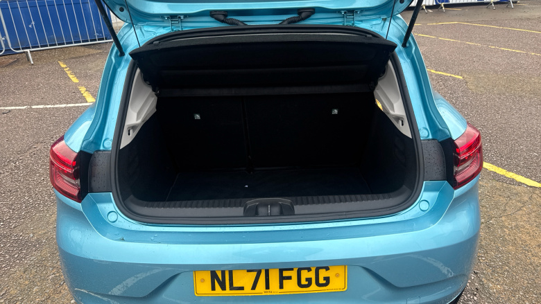 Renault Clio 1.0 TCe 90 Iconic 5dr Petrol Hatchback